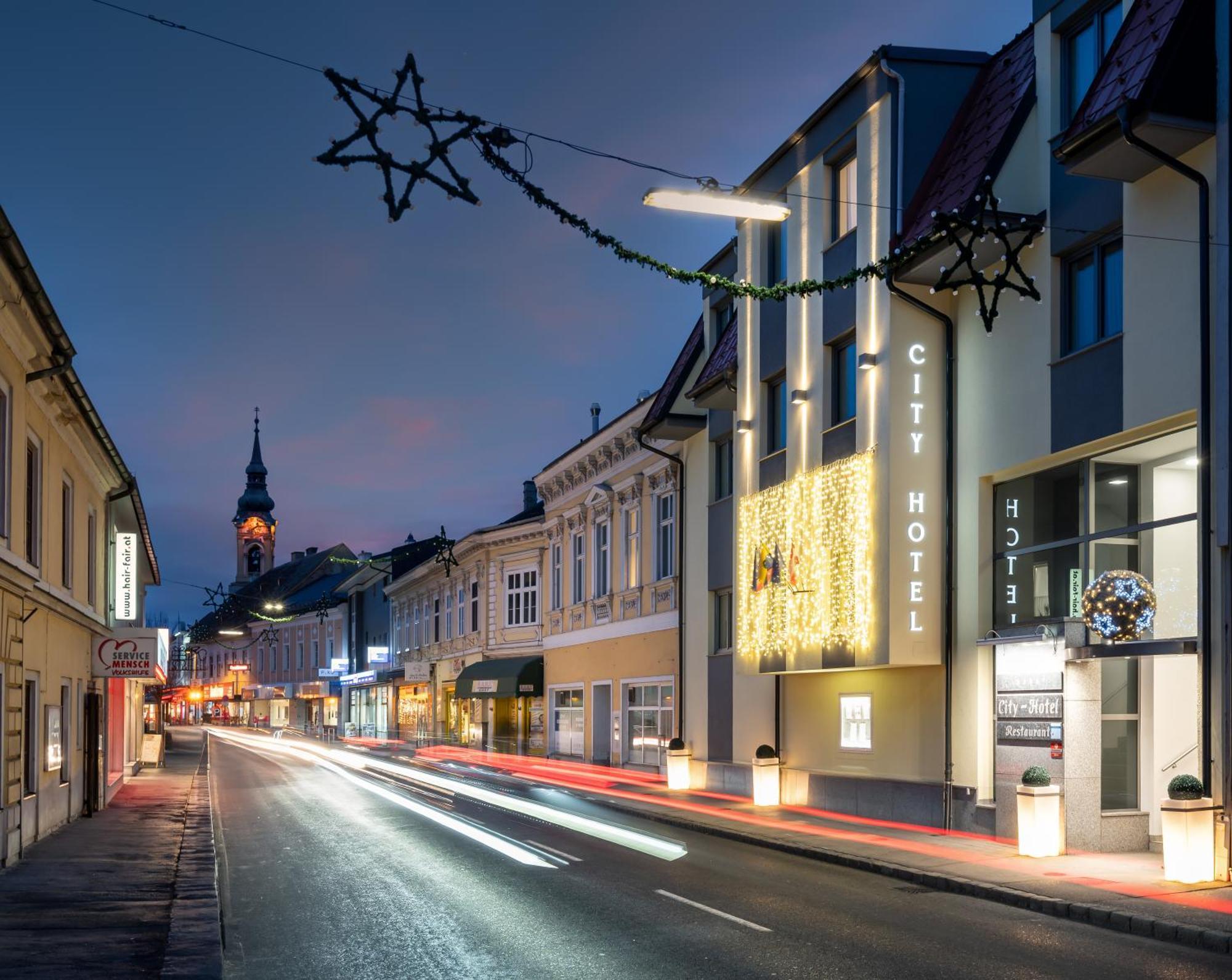 City Hotel Stockerau Extérieur photo