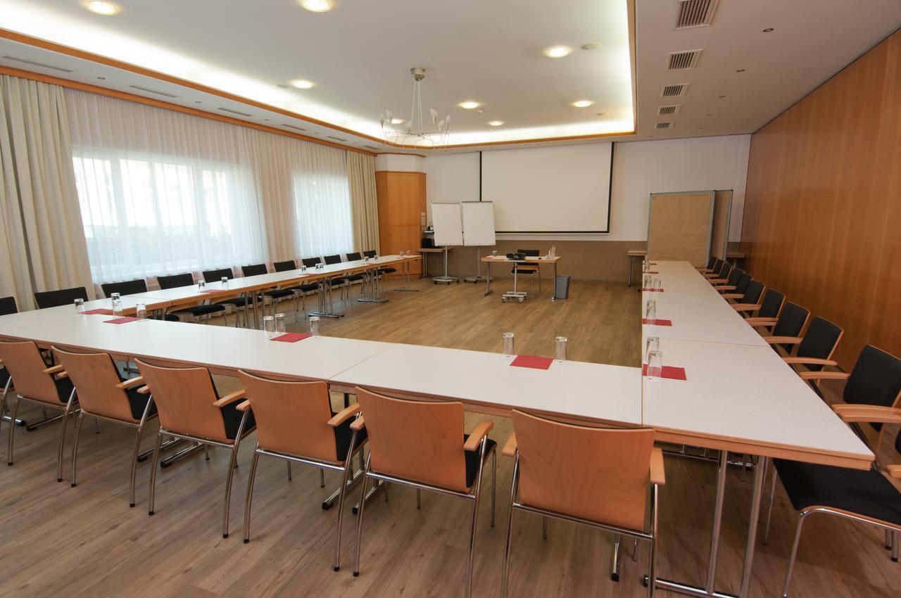 City Hotel Stockerau Extérieur photo