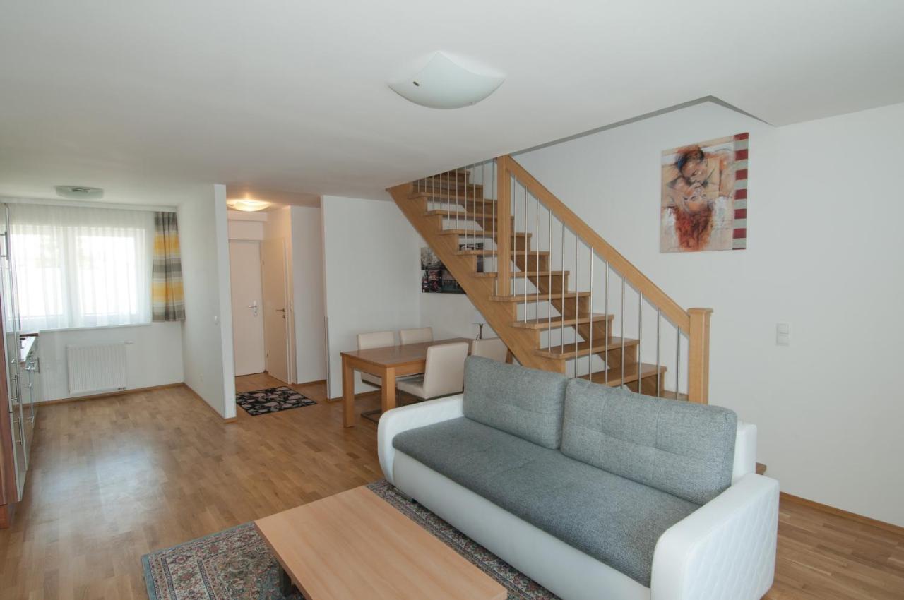 City Hotel Stockerau Extérieur photo